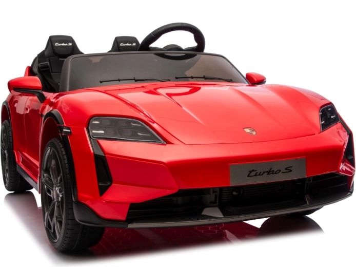 Komfortní dvoumístné sedačky a EVA kola