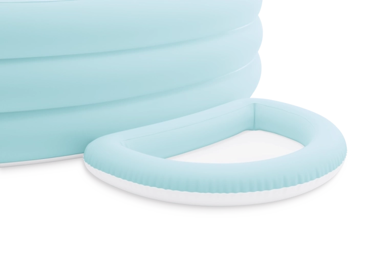 Integrované sedátko a měkké nafukovací stěny