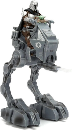 Mandalorian a Grogu na palubě