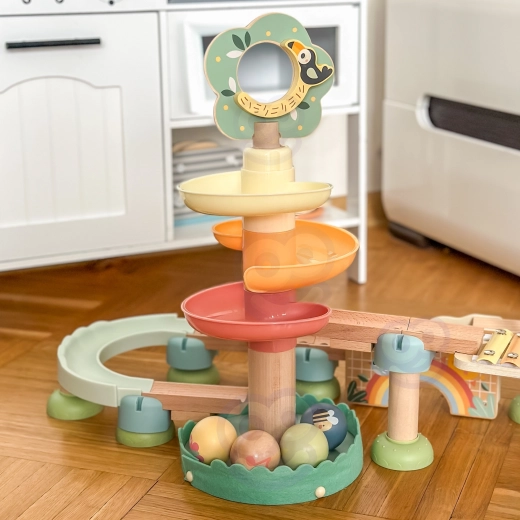 Spirální věž a plynulý sjezd