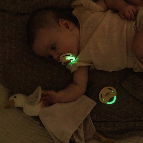 Noční klid díky svítící rukojeti