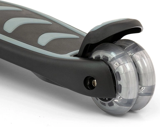 Stabilní tříkolová konstrukce s dvojitým zadním kolečkem