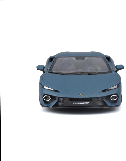 Detailní interiér a realistické světlomety