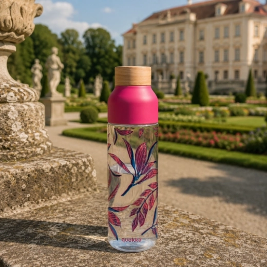 Velký objem 840 ml na školu, sport i cesty
