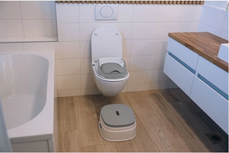 Adaptér na standardní toaletu