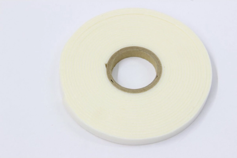 Oboustranná lepicí páska 10 mm × 5 m Jamara