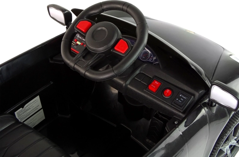 Přehledný kokpit pro malé řidiče