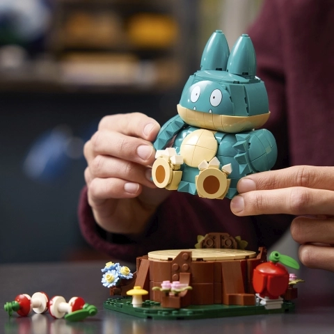 Polohovatelný Munchlax pro kreativní pózy