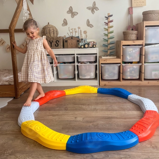 Senzorické povrchy pro stimulaci chodidel