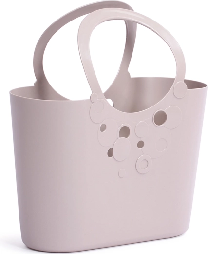 Lehká, ale překvapivě odolná