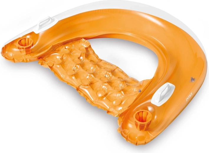 Dva držáky na nápoje po ruce