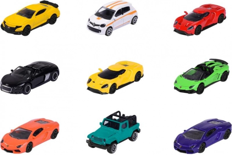 13 různých kovových modelů
