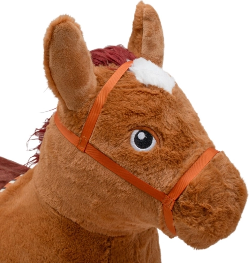 Realistické zvuky koníka na stisk