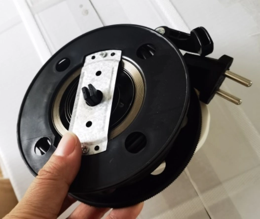 MalTec Turbo Cyclone Pro bezsáčkový cyklonový vysavač 900 W