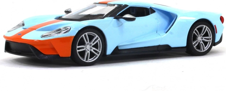 Detailní zpracování exteriéru i interiéru