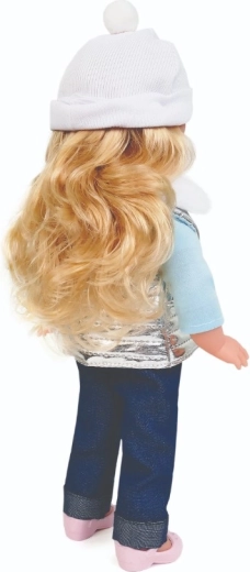 Stylový zimní outfit se stříbrnou vestou