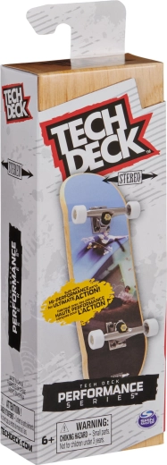 Realistický pocit z jízdy díky dřevěné desce