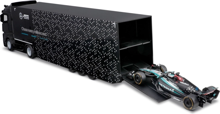 Otevírací návěs pro realistickou přepravu F1