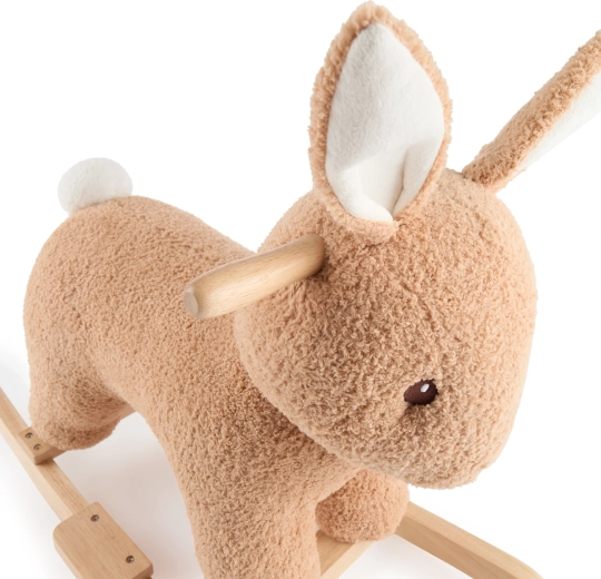 Bezpečné držení díky madlům a opěrkám pro nohy