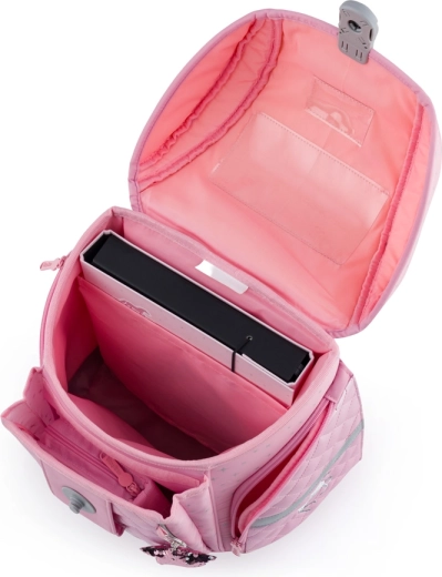 Chytré vnitřní členění a snadné zapínání