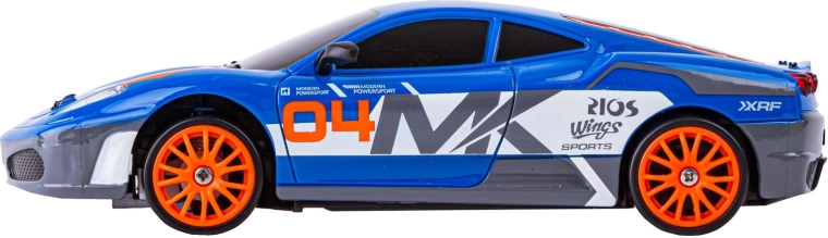Dvě sady pneumatik: drift i jízda s dezénem