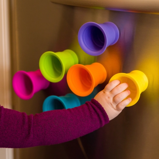 Přisaj a hraj si kdekoli