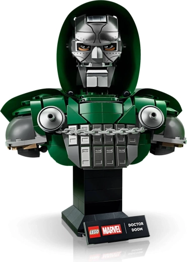 Model doplněný minifigurkou