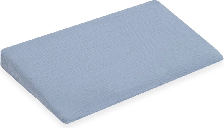 Mušelínový potah na dětský polštář – klín NEW BABY Standard 59×37 cm, modrý