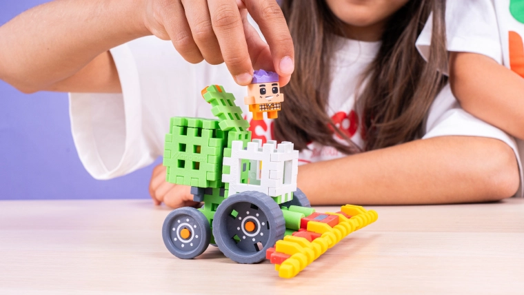 Pružné, bezpečné a snadno spojitelné dílky