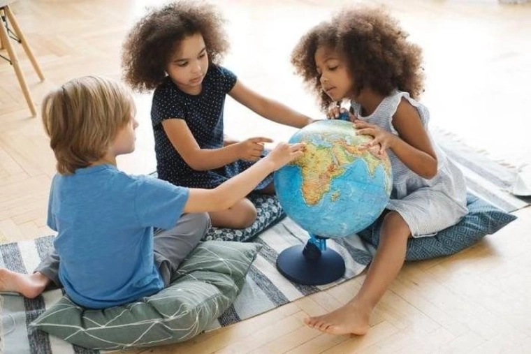 LED noční Země pro efektní zobrazení