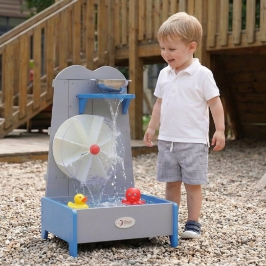 Cirkulace vody díky spodnímu zásobníku