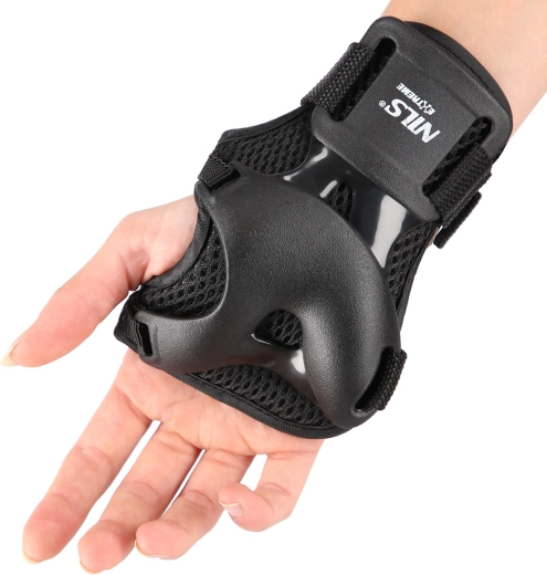 Zpevnění zápěstí pro jistější dopad