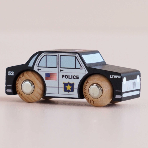 Dřevěné policejní autíčko Sam Le Toy Van