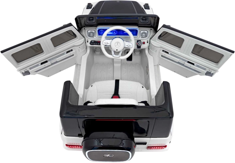 Komfortní interiér s ekokůží a pásy