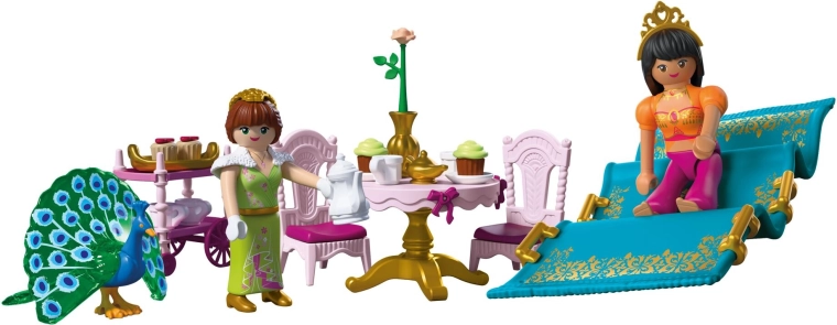 Pohádková zahrada s pávem