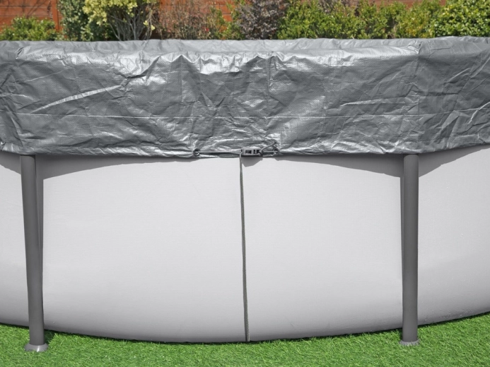 Drenážní otvory proti hromadění vody