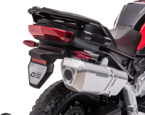 Prémiové detaily jako u opravdové motorky