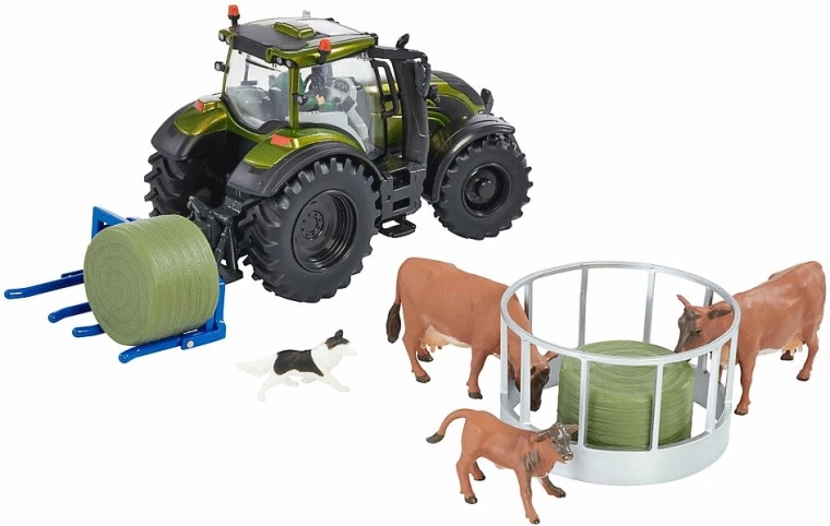 Detailní traktor Valtra s řidičem