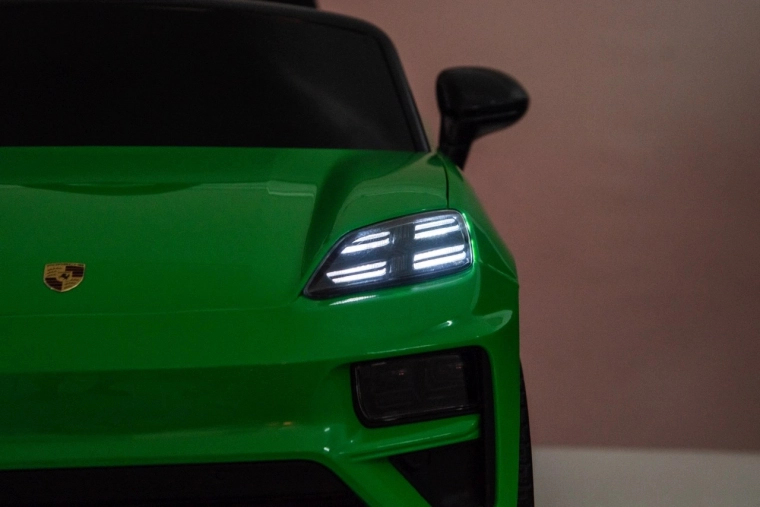 LED světla a EVA kola pro plynulou jízdu