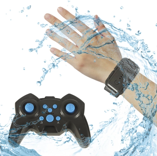 Dvojí ovládání: klasický ovladač i gesta ruky