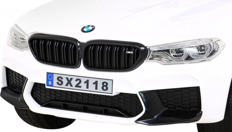 Realistické LED osvětlení a detaily