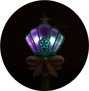 Kouzelná hůlka se světelnými efekty a melodiemi