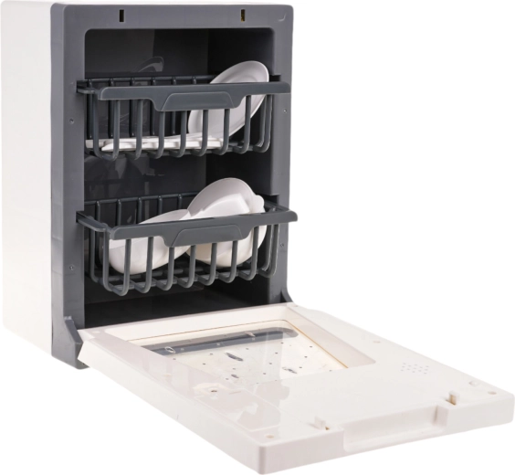 Vyjímatelný koš a bohaté příslušenství