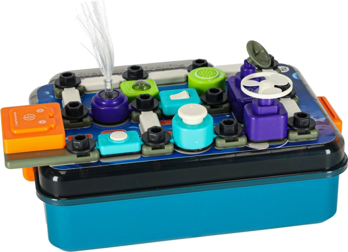 Interaktivní klíč obvodu: světlo, zvuk a pohyb na dosah