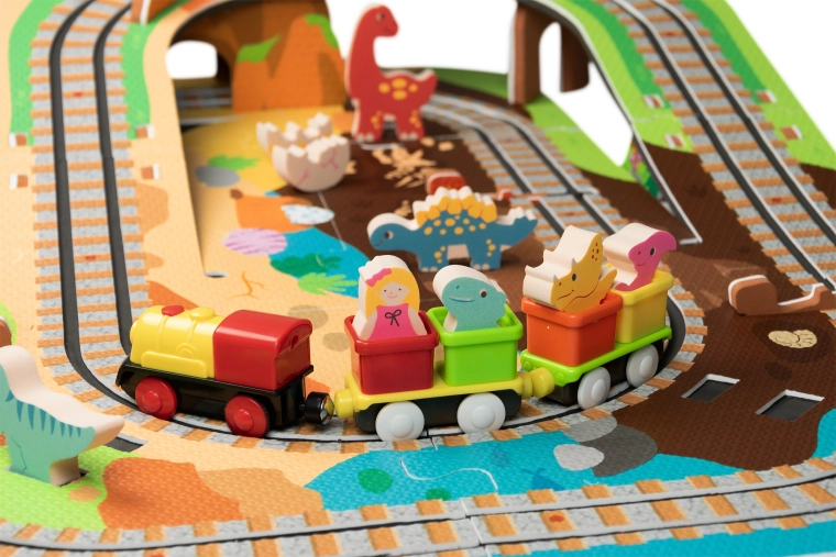 Lokomotiva na baterie s vagónky