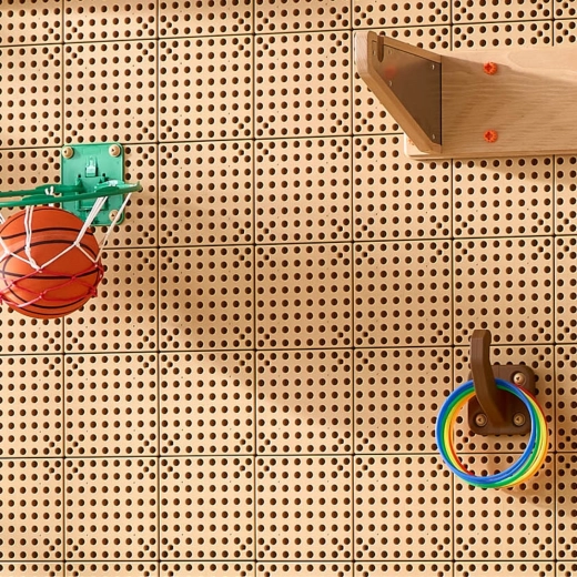 Modulární herní stěna s doplňky