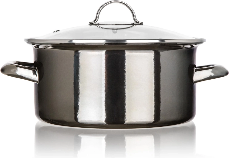 Praktický objem 3,7 l a odolné zpracování