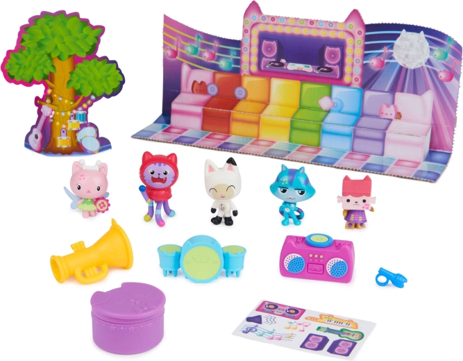 Hudební pódium připravené na koncert