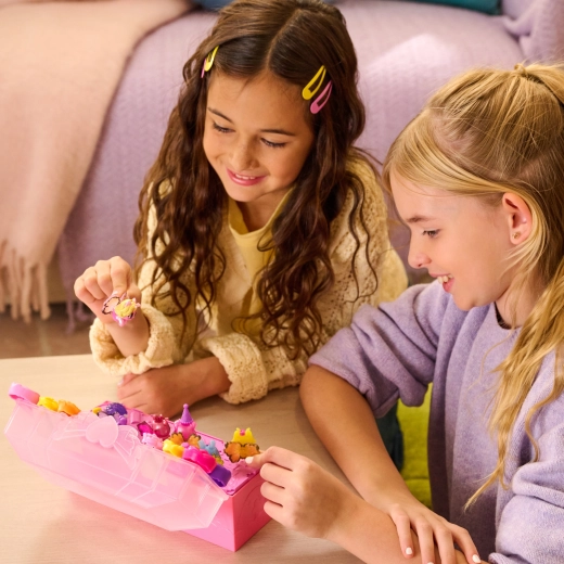 Taneční parket a křidélka pro párty