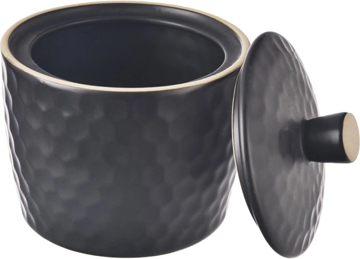 Praktické víčko s úchytem